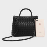 Apollónia - Egymáshoz Szőtt Mala