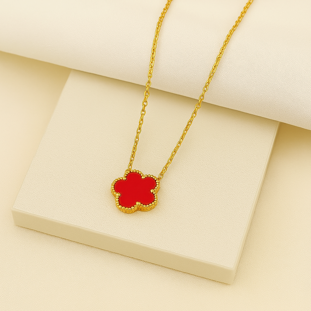 Léna - Arany lóhere nyaklánc