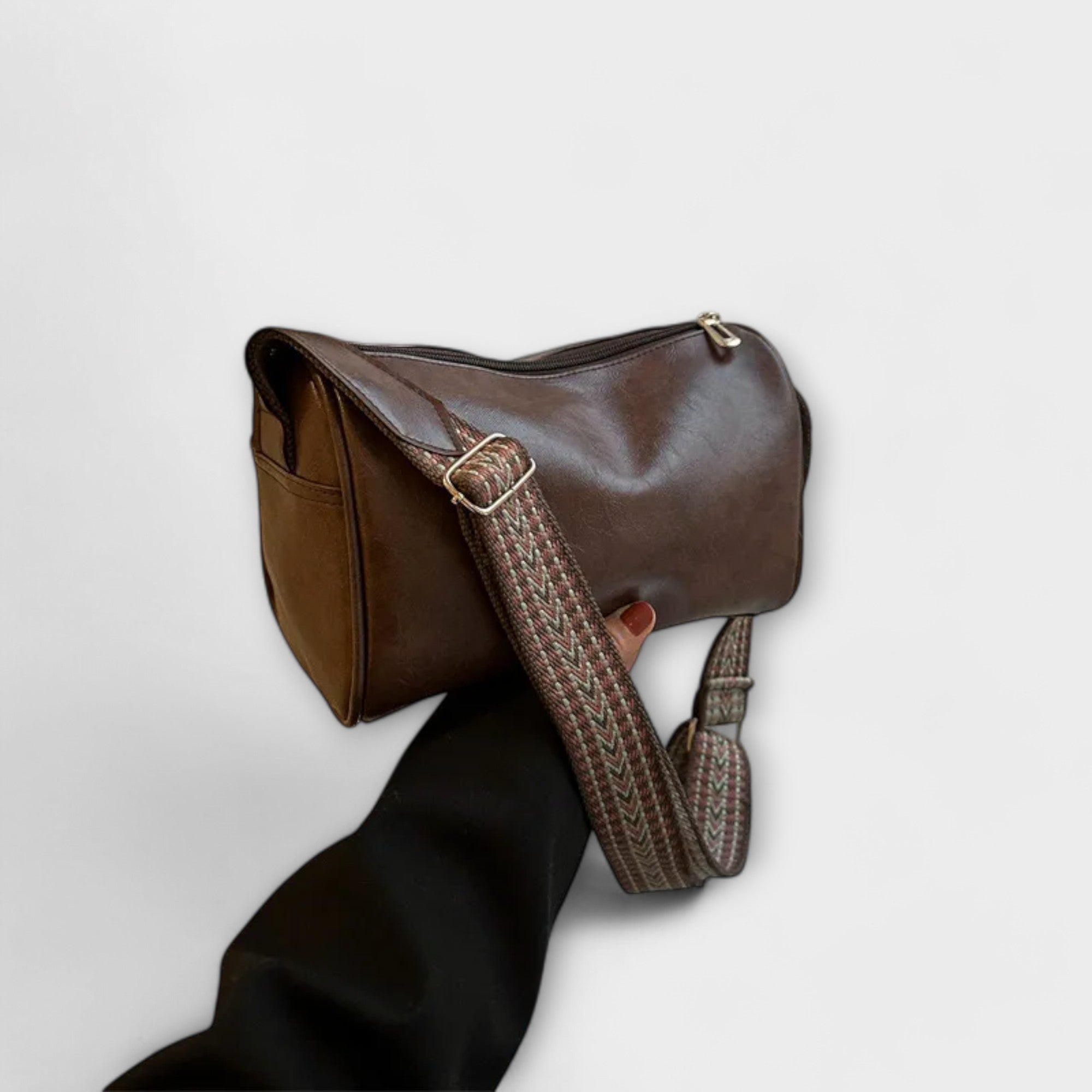 Kincső | Vintage keresztpántos táska