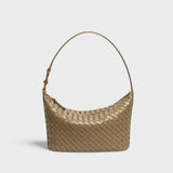 Renáta - Burgundi Stílusú Elegancia